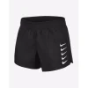 Nike Swoosh Run shorts Women black